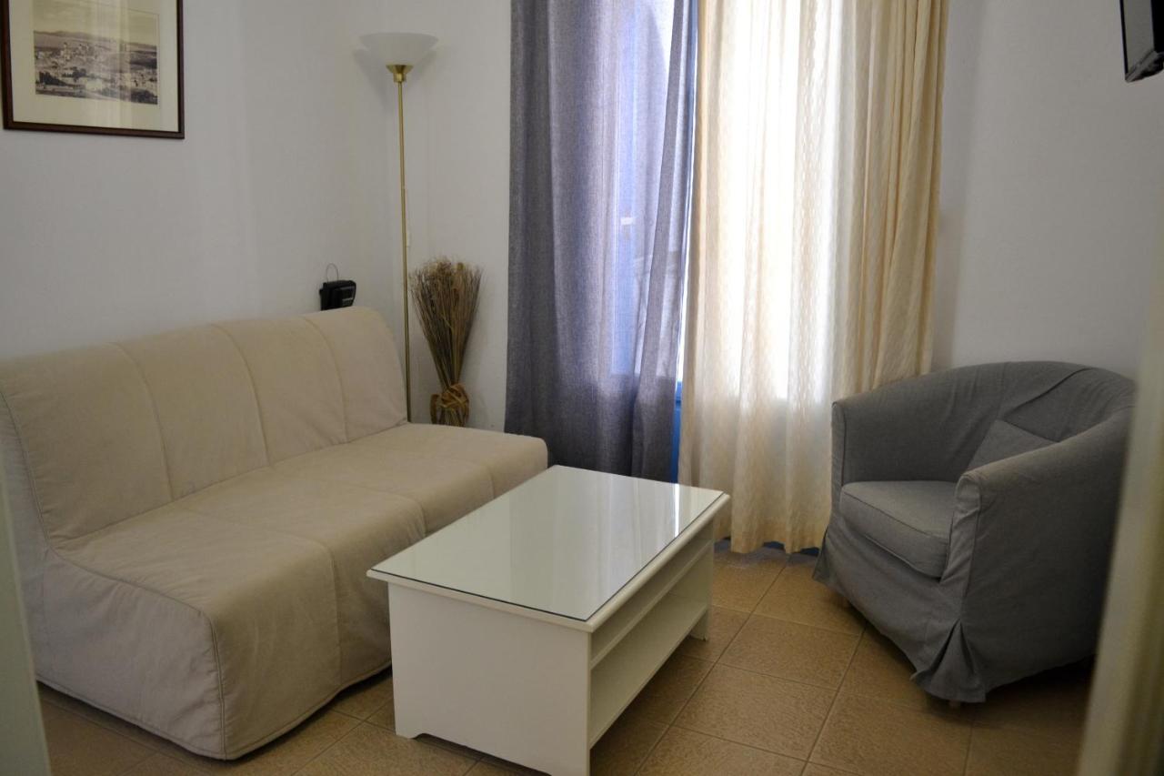 أمبيلاس Mer Bleu Apartments المظهر الخارجي الصورة