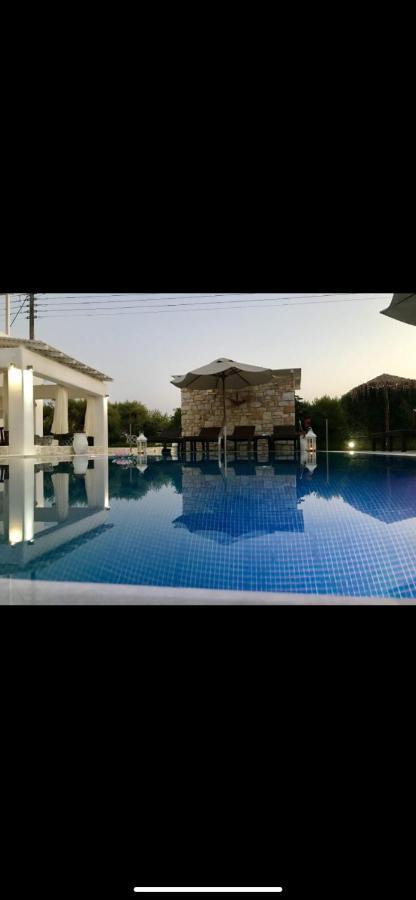 أمبيلاس Mer Bleu Apartments المظهر الخارجي الصورة