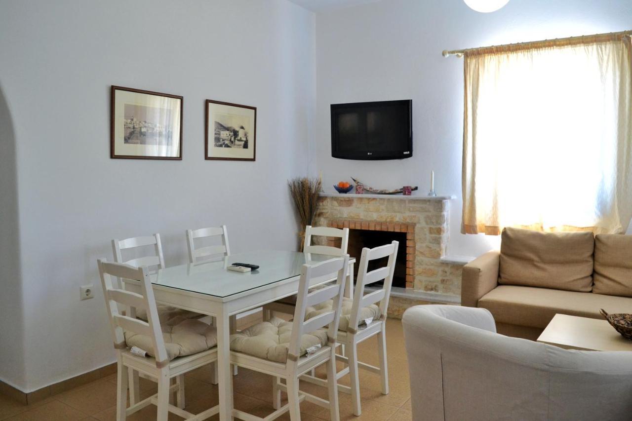 أمبيلاس Mer Bleu Apartments المظهر الخارجي الصورة